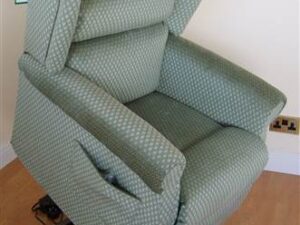 Burford dual motor lift & recline chair